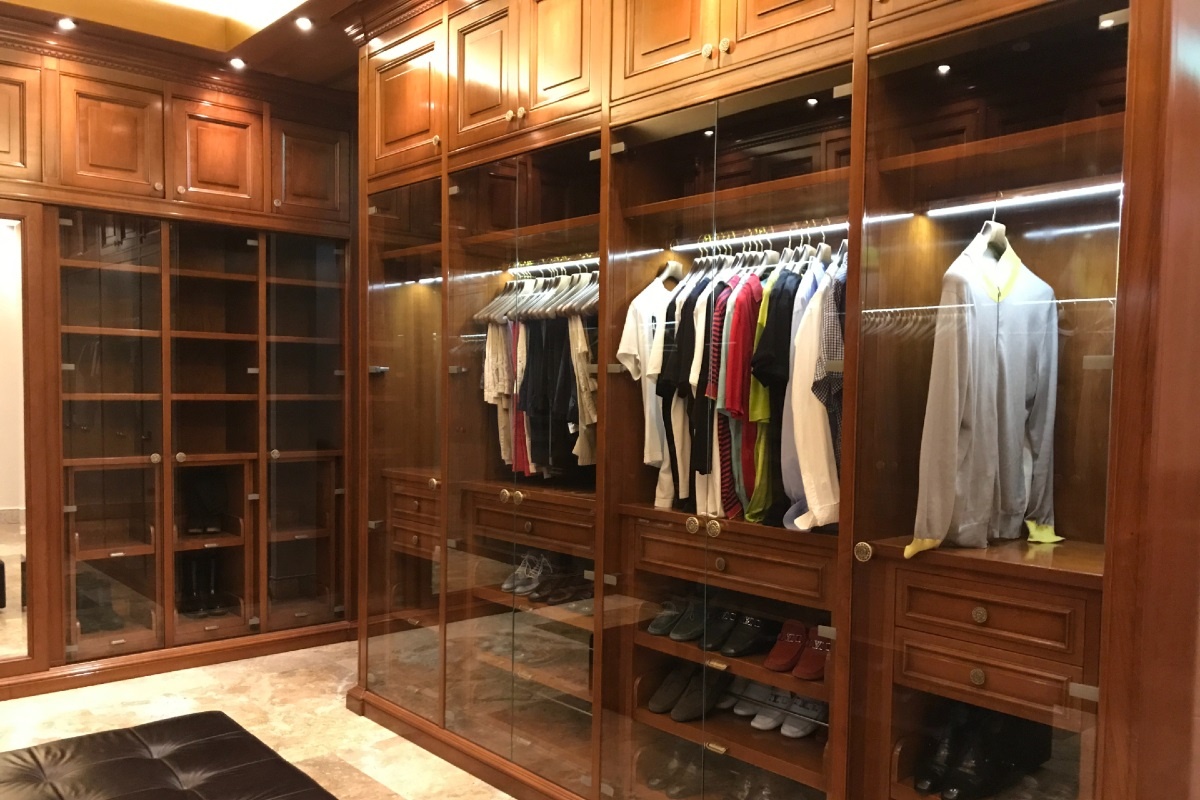 bespoke luxury wardrobes