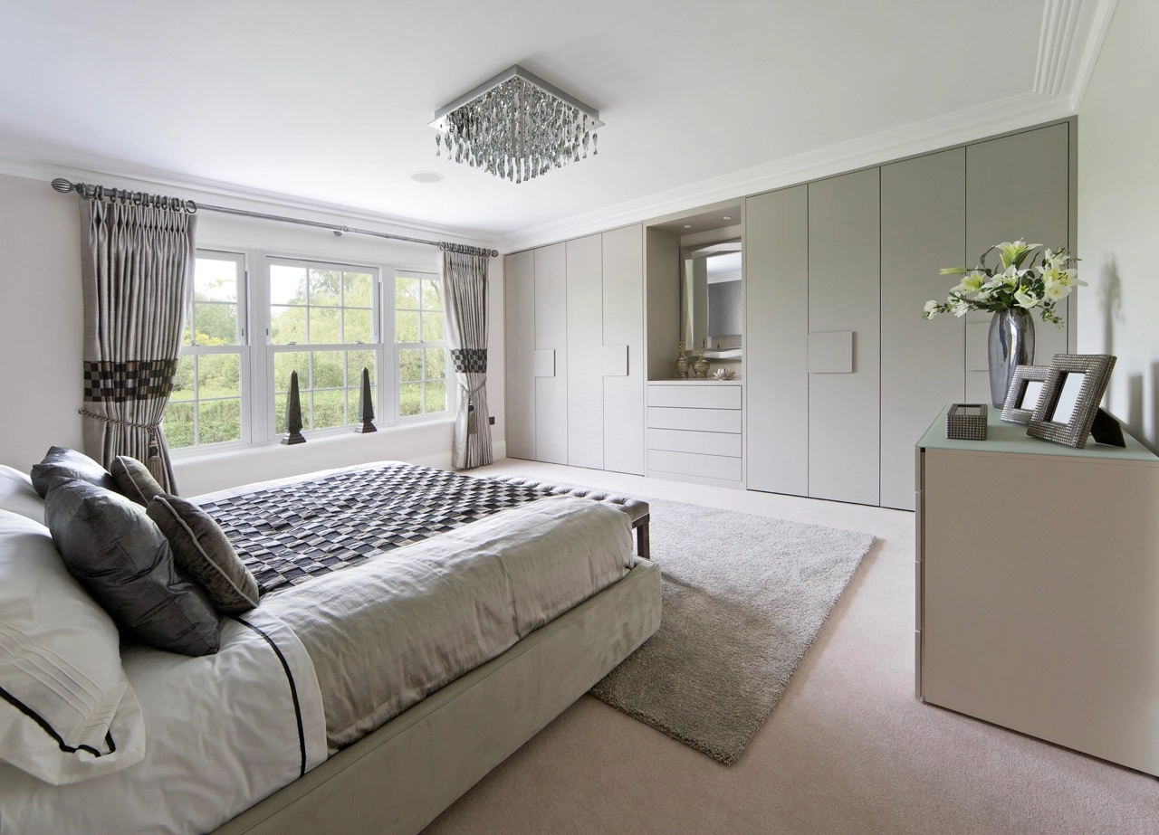 Buy Luxurious Fitted Wardrobe in London